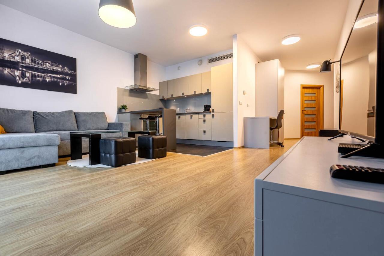Apartament Just In Center Вроцлав Екстер'єр фото