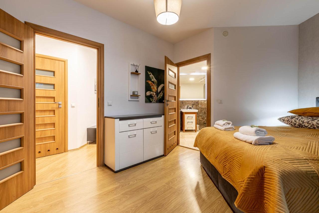 Apartament Just In Center Вроцлав Екстер'єр фото
